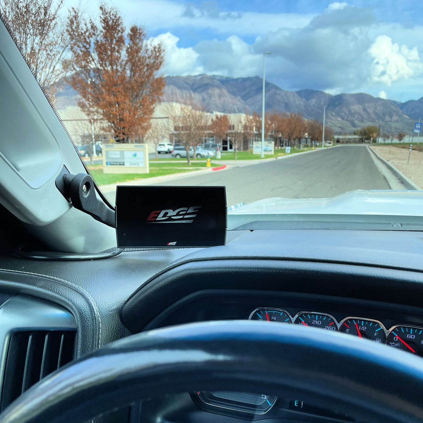 A-Pillar Display Mount 2015-2019 Chevrolet Silverado/GMC Sierra 2500/3500